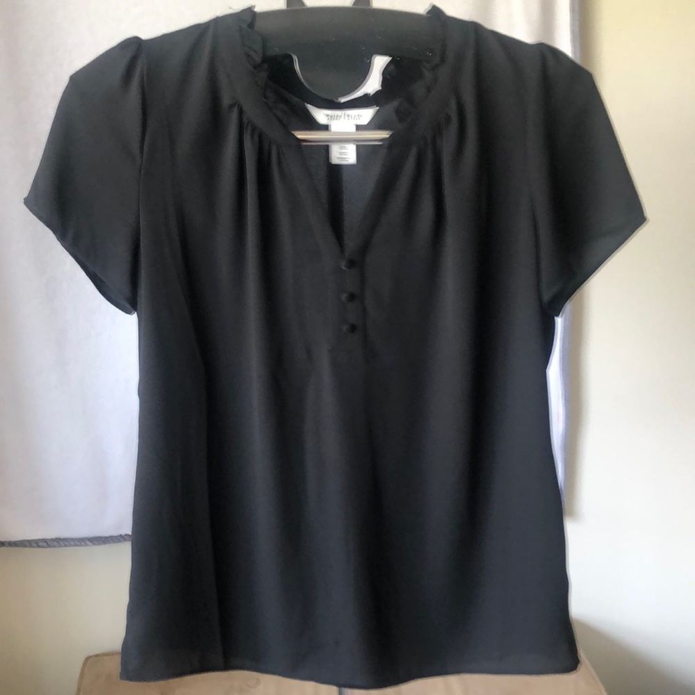 Black blouse with small ruffle collar